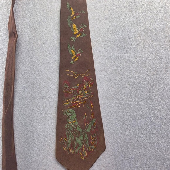 Vintage Arco Brown Hunting Dog Duck Print Silk Necktie Men's Fashion Accessory
